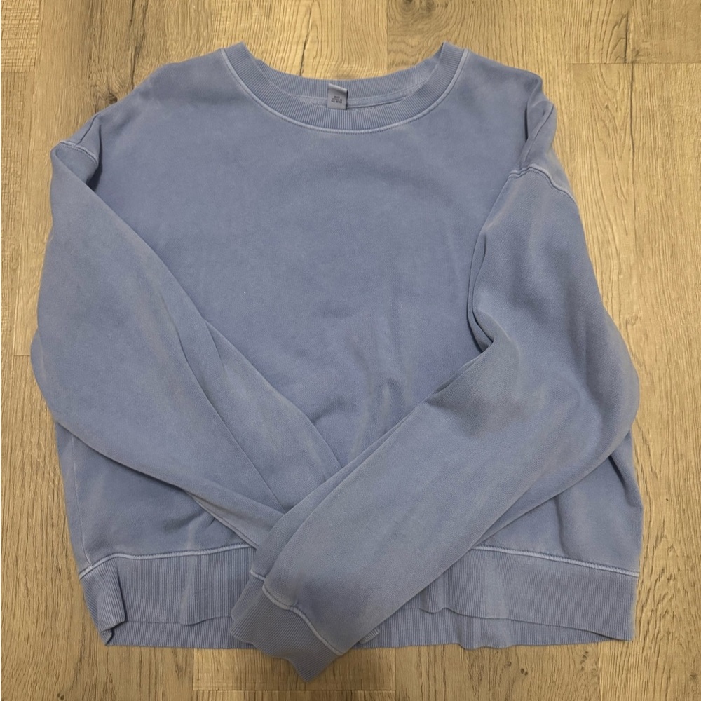 Old Navy Light Blue Crewneck Sweatshirt